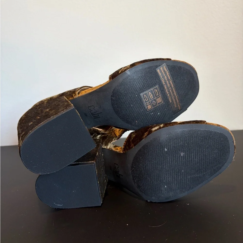 Cabi - Suede Wedges